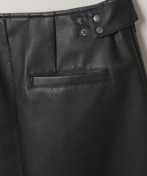 JEANASIS（ジーナシス）の「サイドベルトレザーライクスカート/205331（スカート・レディース・ブラック/ブラウン・FREE）」の8枚目の写真