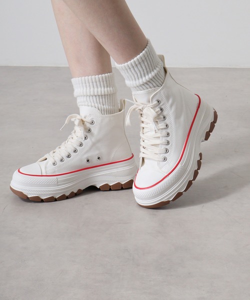 amiキャンパススローカットスニーカー60000円 セール】AAA+FEMININE 厚底ウェーブソール ハイカットキャンバス