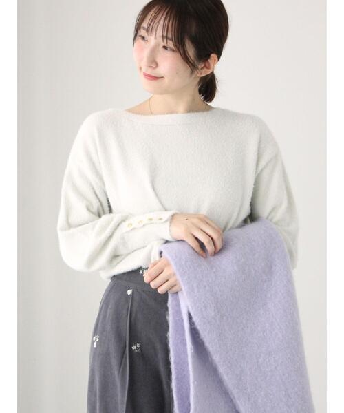 Te chichi TERRASSE（テチチテラス）の「ラメフェザーボートネックニット（ニット/セーター・レディース・イエロー/ブルー/オフホワイト/グレー・F）」の2枚目の写真