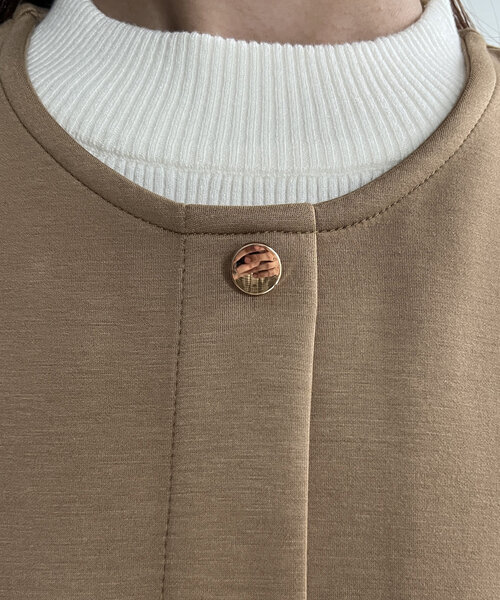 セール】ペプラムベスト×ニットプルオーバー（Tシャツ