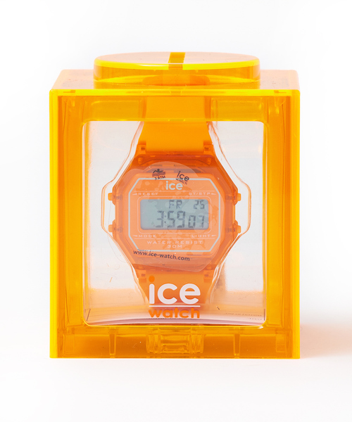 ICE WATCH（アイスウォッチ）の「【ice watch /アイスウォッチ】ICE digit retro/アイス デジット レトロ COLORシリーズ（デジタル腕時計・メンズ・イエロー/オレンジ/ホワイト/ピンク/レッド/ブラック/サックスブルー/エメラルド・フリー）」の21枚目の写真