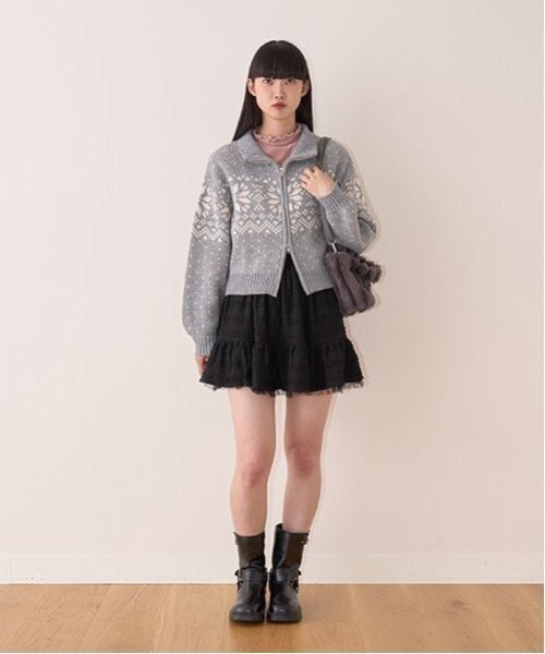 Mi-je(ミジェ)の「ノルディックZIPニット【韓国ファッション】(カーディガン/ボレロ・レディース・アイボリー/ブラック/グレー/エンジ・F)」の19枚目の写真