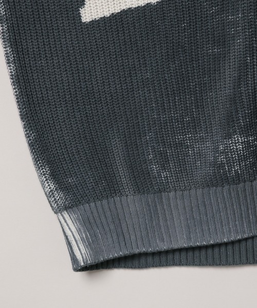 JEANASIS（ジーナシス）の「リバースダイロゴBIGプルオーバー/321915（ニット/セーター・レディース・チャコールグレー/レッド/ネイビー/グレー・FREE）」の8枚目の写真