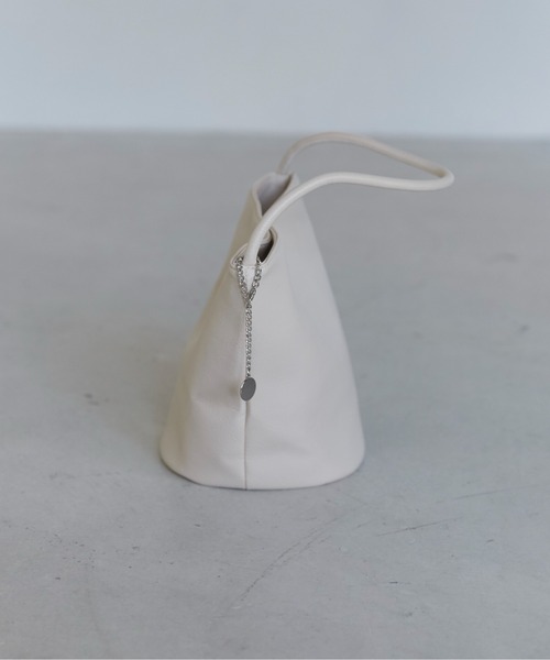 ANGIE（アンジー）の「ワンハンドル バケツ バッグ（ハンドバッグ・レディース・ブラウン/アイボリー/ブラック・FREE）」の9枚目の写真