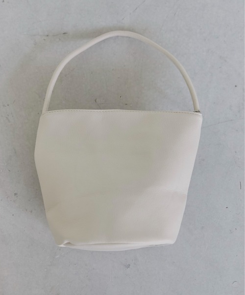 ANGIE（アンジー）の「ワンハンドル バケツ バッグ（ハンドバッグ・レディース・ブラウン/アイボリー/ブラック・FREE）」の14枚目の写真