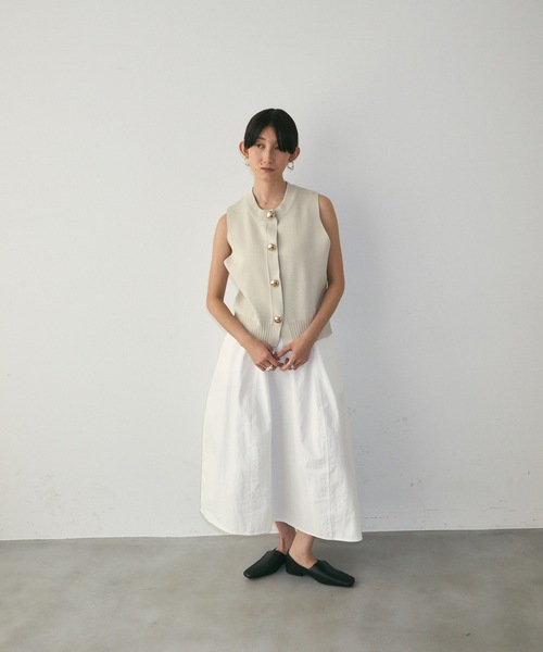 Lutim by u（ルチバイユー）の「Gold Big Button Vest / ゴールドビックボタンベスト（ベスト・レディース・ベージュ/ブラック・FREE）」の14枚目の写真