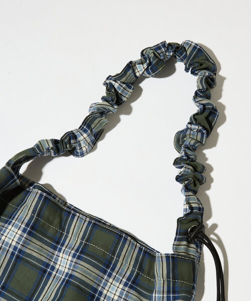 CIAOPANIC（チャオパニック）の「ギャザーショルダーバック（トートバッグ・レディース・キャメル/グリーン/シルバー・FREE）」の16枚目の写真