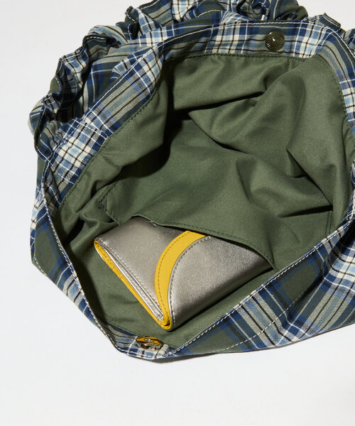 CIAOPANIC（チャオパニック）の「ギャザーショルダーバック（トートバッグ・レディース・キャメル/グリーン/シルバー・FREE）」の19枚目の写真