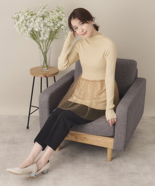 ITS'DEMO（イッツデモ）の「【手洗い可】チュールペプラムニット（ニット/セーター・レディース・ライトベージュ/ブラック/オフホワイト・00）」の14枚目の写真