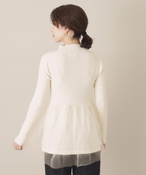 ITS'DEMO（イッツデモ）の「【手洗い可】チュールペプラムニット（ニット/セーター・レディース・ライトベージュ/ブラック/オフホワイト・00）」の18枚目の写真