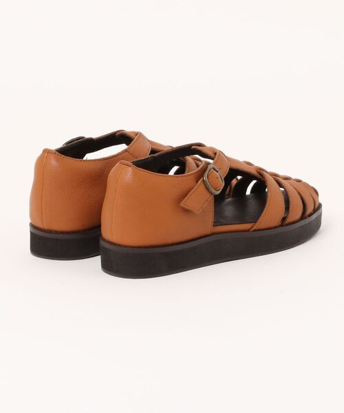 Piedi Nudi(ピエディヌーディ)の「hocco/ホッコ ボリュームレザー グルカサンダル(サンダル・レディース・ブラック/キャメル/ダークブラウン・24.5cm/24.0cm/23.5cm/23.0cm/22.5cm)」の4枚目の写真