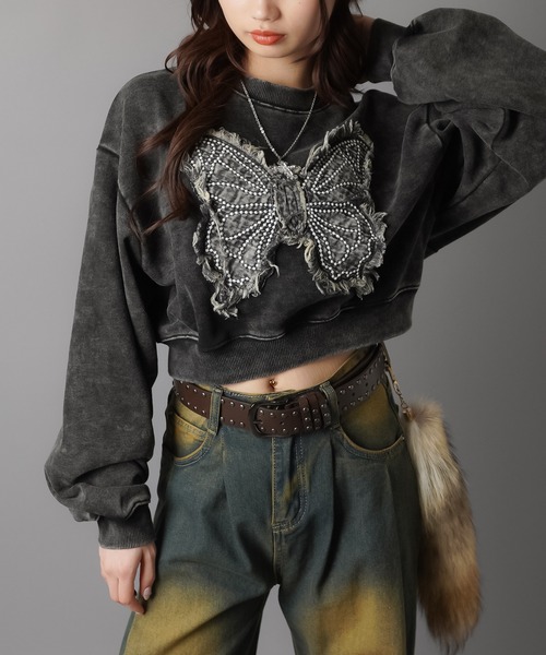 SPINNS（スピンズ）の「ショート丈スウェット/バタフライデニムワッペン（スウェット・レディース・ブラック系その他/ブラック/カーキ/ブラウン・ONESIZE）」の6枚目の写真