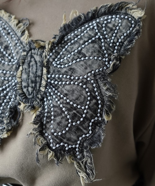 SPINNS（スピンズ）の「ショート丈スウェット/バタフライデニムワッペン（スウェット・レディース・ブラック系その他/ブラック/カーキ/ブラウン・ONESIZE）」の19枚目の写真