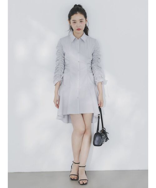 dazzlin（ダズリン）の「ギャザースリーブイレヘムシャツワンピース（ワンピース・レディース・ブルー/グレー/その他1・SMALL/MEDIUM）」の5枚目の写真