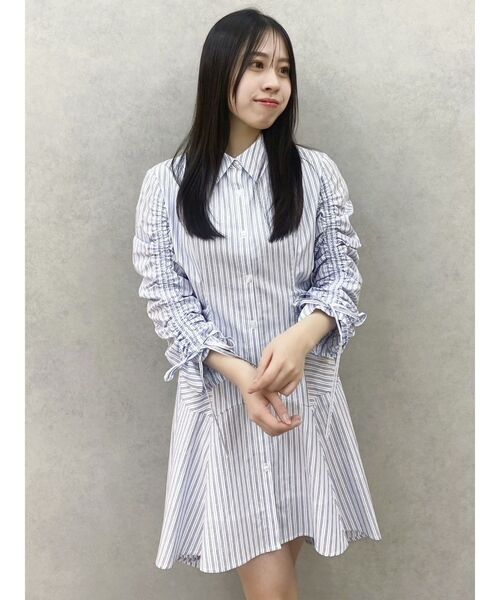 dazzlin（ダズリン）の「ギャザースリーブイレヘムシャツワンピース（ワンピース・レディース・ブルー/グレー/その他1・SMALL/MEDIUM）」の18枚目の写真