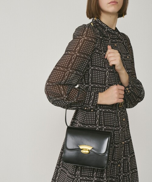 GRACE CONTINENTAL（グレースコンチネンタル）の「TOV COURANTE BAG（ショルダーバッグ・レディース・ブラック/ブルー・FREE）」の5枚目の写真