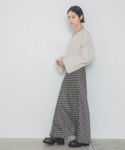 JEANASIS（ジーナシス）の「トンプキンウラケクロップドプルオーバー/326150（スウェット・レディース・アイボリー/グレー・FREE）」の11枚目の写真