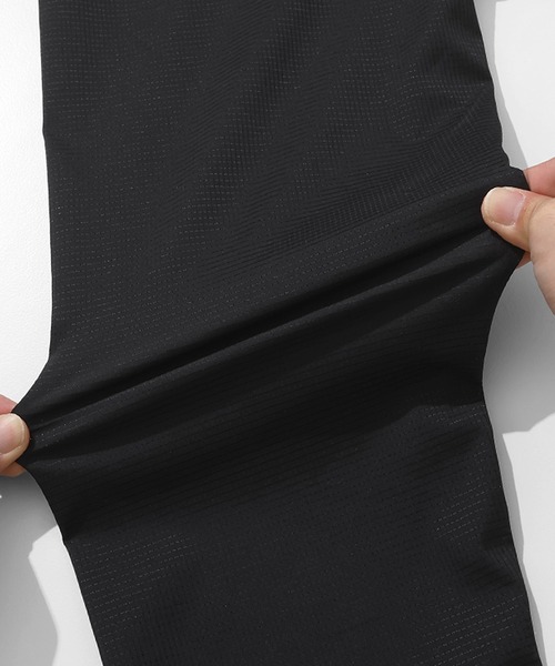 KRIFF MAYER Lady's Collection(クリフメイヤーレディースコレクション)の「【撥水防汚/UVカット/ストレッチ】さらさらエアーフードJK(ナイロンジャケット・レディース・その他5/レンガ/ブラック/ナチュラル/ベージュ/カラフル/グリーン・LARGE/MEDIUM)」の9枚目の写真