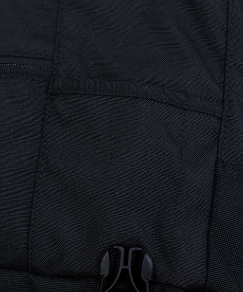 Carhartt（カーハート）の「リップストップ メッセンジャーバッグ Ripstop Messenger Bag（メッセンジャーバッグ・メンズ・ブラック・O/S）」の7枚目の写真