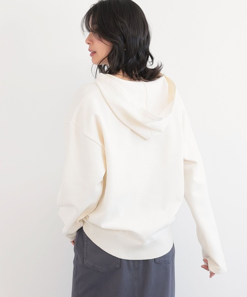 BARNYARDSTORM（バンヤードストーム）の「BARNYARDSTORM / スキッパーフーディーニットパーカー / ハンドウォッシャブル（パーカー・レディース・ベージュ/ホワイト・FREE）」の5枚目の写真