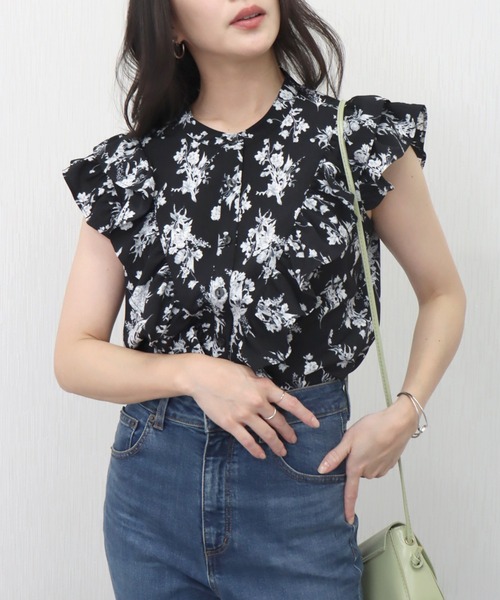 libelle more（リベル モア）の「花柄プリント合繊フリルブラウス（シャツ/ブラウス・レディース・ブラック/オフホワイト/ライトイエロー・M/L）」の20枚目の写真