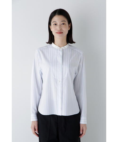 human woman（ヒューマンウーマン）の「◆Ｃドビーストライプクレリックシャツ（シャツ/ブラウス・レディース・ホワイト系その他3/ベージュ系その他3/ブルー系その他3・MEDIUM/SMALL）」の9枚目の写真