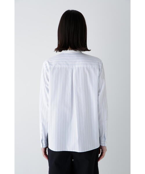 human woman（ヒューマンウーマン）の「◆Ｃドビーストライプクレリックシャツ（シャツ/ブラウス・レディース・ホワイト系その他3/ベージュ系その他3/ブルー系その他3・MEDIUM/SMALL）」の10枚目の写真