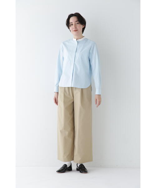 human woman（ヒューマンウーマン）の「◆Ｃドビーストライプクレリックシャツ（シャツ/ブラウス・レディース・ホワイト系その他3/ベージュ系その他3/ブルー系その他3・MEDIUM/SMALL）」の19枚目の写真