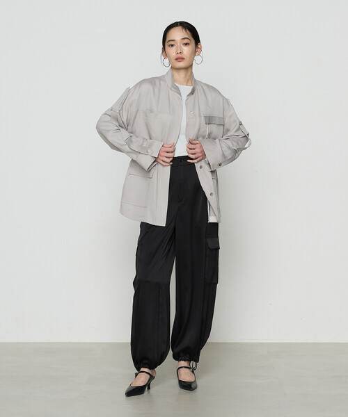 K.T KIYOKO TAKASE（キヨコタカセ）の「トリアセテート／ポリエステルサテン カーゴパンツ（その他パンツ・レディース・チャコール/ブラック・7号/9号/11号）」の8枚目の写真