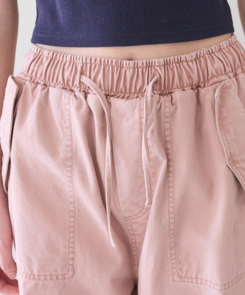 OLIVE des OLIVE（オリーブデオリーブ）の「デニムカーゴパンツ（その他パンツ・レディース・ピンク/ブラウン/オフホワイト/ブラック系その他・FREE）」の8枚目の写真