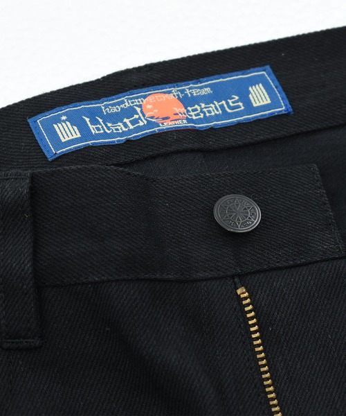 LABRAT（ラブラット）の「blackemeans スタッズフレアデニム（デニムパンツ・メンズ・ブラック・1）」の5枚目の写真