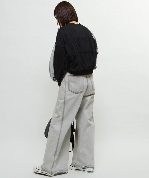 CONVERSE TOKYO（コンバーストウキョウ）の「SHIRRING TULLE DOCKING SWEAT（スウェット・レディース・グレー/ブラック/ピンク・FREE）」の12枚目の写真