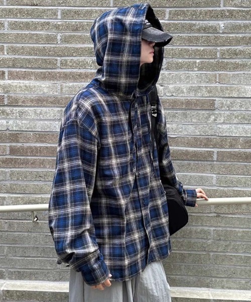FreeZone(フリーゾーン)の「【新色展開】フーディー ヴィンテージライク チェックシャツ(シャツ/ブラウス・メンズ・ブルー/ブラウン・F)」の4枚目の写真