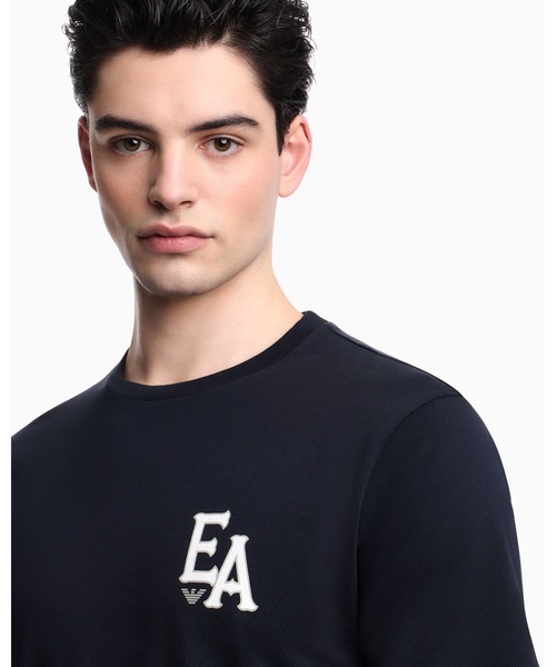 EMPORIO ARMANI(エンポリオアルマーニ)の「【エンポリオ アルマーニ】ASV Eagle Club Tシャツ オーガニックジャージー プリント(Tシャツ/カットソー・メンズ・ブラウン/ミント/ホワイト/ネイビー×ホワイト・LARGE/MEDIUM/SMALL/X-LARGE/X-SMALL/XX-LARGE)」の9枚目の写真