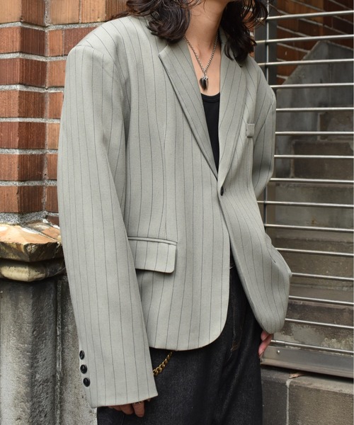ショートリブストライプジャケット（テーラードジャケット