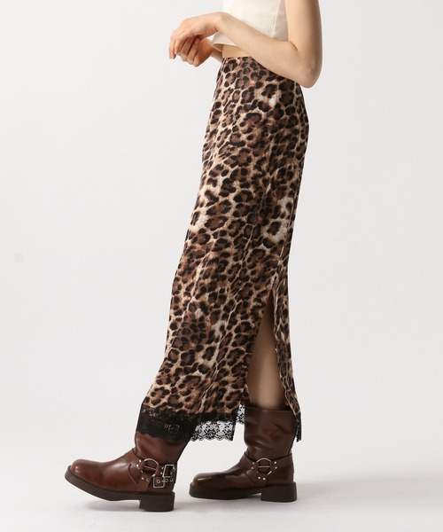 FOREVER 21(フォーエバー トゥエンティーワン)の「【2025SS】アニマルIラインスカート(スカート・レディース・ゼブラ/レオパード・SMALL/MEDIUM)」の15枚目の写真