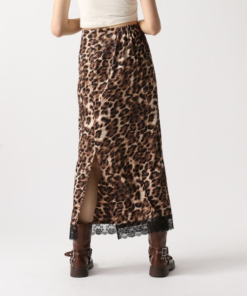 FOREVER 21(フォーエバー トゥエンティーワン)の「【2025SS】アニマルIラインスカート(スカート・レディース・ゼブラ/レオパード・SMALL/MEDIUM)」の16枚目の写真