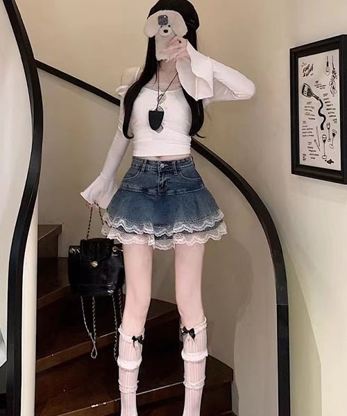 gossip!ロサンゼルス(ゴシップロサンゼルス)の「2 段ラッフルレースデニムミニスカート インナーショーツ付き レディース ハイウエスト Y2K 3 色(デニムスカート・レディース・ブラック/ブルー/ホワイト・M/S/L)」の15枚目の写真