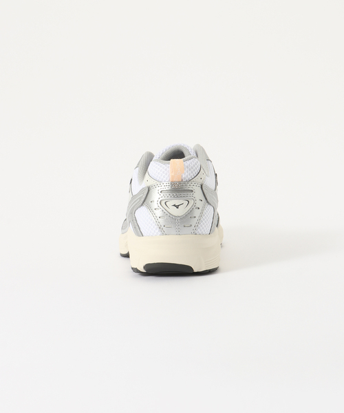 MIZUNO(ミズノ )の「MIZUNO/ミズノ MXR(その他シューズ・レディース・ホワイト・23cm/24cm/25cm/26cm)」の3枚目の写真