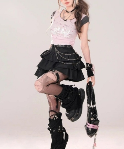 gossip!ロサンゼルス(ゴシップロサンゼルス)の「Y2Kティアードミニスカート 個性×レイヤードデザイン(スカート・レディース・ブラック・FREE)」の11枚目の写真