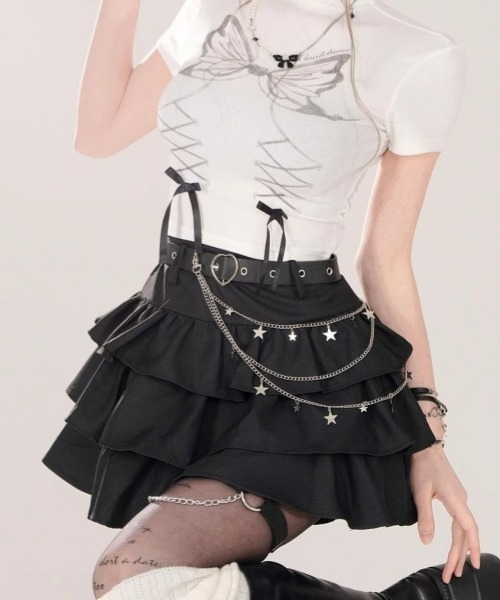 gossip!ロサンゼルス(ゴシップロサンゼルス)の「Y2Kティアードミニスカート 個性×レイヤードデザイン(スカート・レディース・ブラック・FREE)」の15枚目の写真