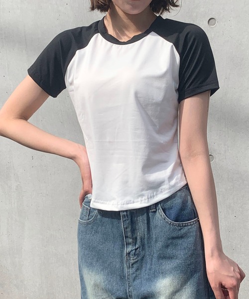 SHEPP(シープ)の「配色ラグランスリーブ ラウンドショートTシャツ / クロップド(Tシャツ/カットソー・レディース・グレー/ホワイト・F)」の21枚目の写真