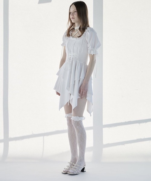 lilLilly（リルリリー）の「レースアップカットミニワンピース