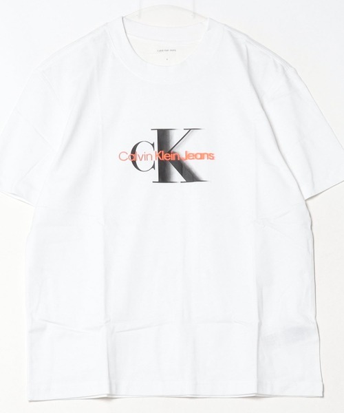 Calvin Klein Jeans（カルヴァンクラインジーンズ）の「Calvin Klein Jeans カルバンクラインジーンズ MONOLOGO SHIFT TEE ショートスリーブロゴTシャツ（Tシャツ/カットソー・メンズ・ブラック/ブルー/ホワイト/ホワイト系その他・M/L/XL/S）」の2枚目の写真