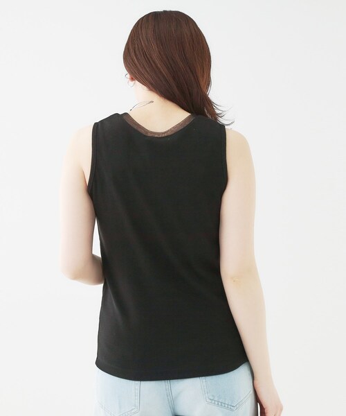 SHOO・LA・RUE(シューラルー)の「【洗える/S-LL】シアーネックがこなれ見え リブタンクトップ(Tシャツ/カットソー・レディース・ホワイト/ブラック/ダークグレー/ライトグリーン・01/02/03/04)」の14枚目の写真