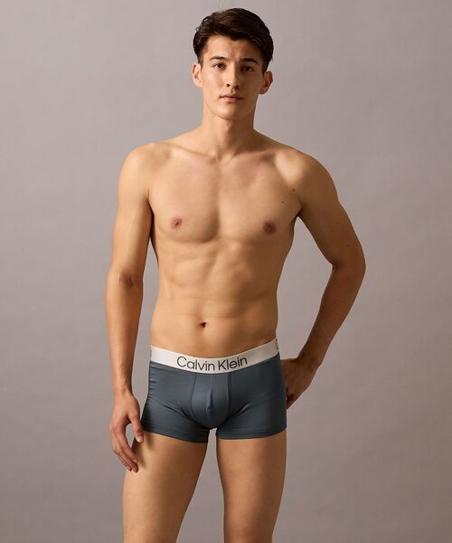 Calvin Klein（カルバン・クライン）の「3枚パック クロマティック ローライズ ボクサーパンツ（ボクサーパンツ・メンズ・ブラック系・XL/M/L/S）」の7枚目の写真