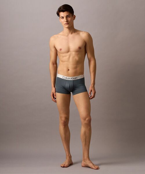 Calvin Klein（カルバン・クライン）の「3枚パック クロマティック ローライズ ボクサーパンツ（ボクサーパンツ・メンズ・ブラック系・XL/M/L/S）」の8枚目の写真