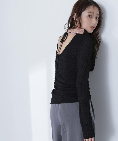 NATURAL BEAUTY BASIC（ナチュラルビューティーベーシック）の「【THINK BEAUTY】【麻亜里さんコラボ】バックシャンレースカットソー（Tシャツ/カットソー・レディース・ホワイト/ブラック/ブルー・FREE）」の8枚目の写真