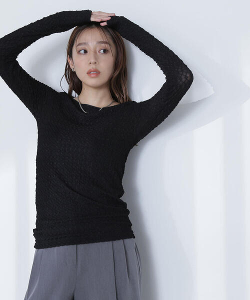 NATURAL BEAUTY BASIC（ナチュラルビューティーベーシック）の「【THINK BEAUTY】【麻亜里さんコラボ】バックシャンレースカットソー（Tシャツ/カットソー・レディース・ホワイト/ブラック/ブルー・FREE）」の2枚目の写真