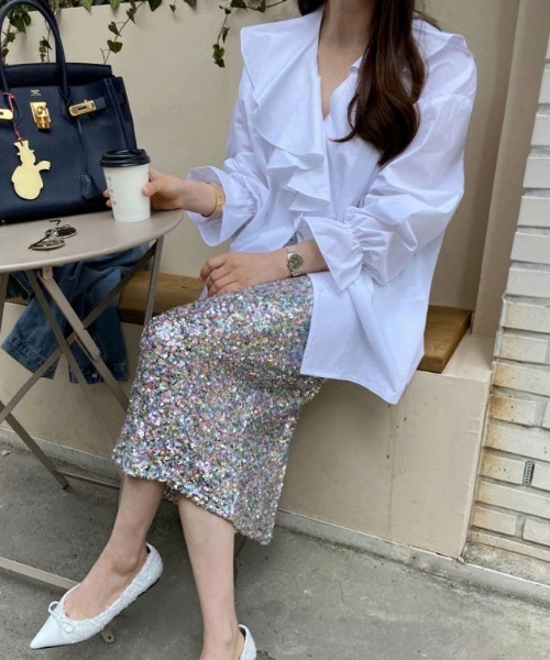 AMELY(エミリー)の「フリルブラウス(シャツ/ブラウス・レディース・ブルー/ホワイト/ブラック・フリー)」の8枚目の写真